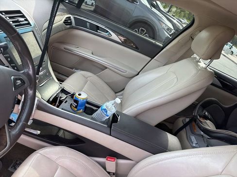 Used 2016 Lincoln MKZ w/ Equipment Group 200A Select FWD image 22