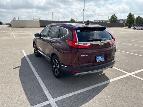 Used 2018 Honda CR-V Touring image 3