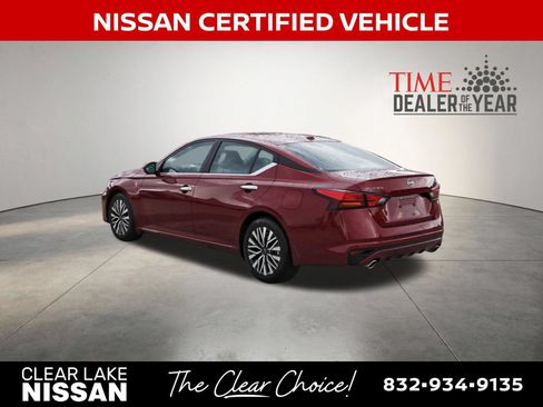 Certified 2024 Nissan Altima 2.5 SV w/ SV Premium Package FWD image 6