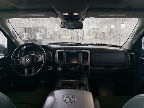 Used 2018 RAM 1500 Sport w/ Sport Premium Group image 10