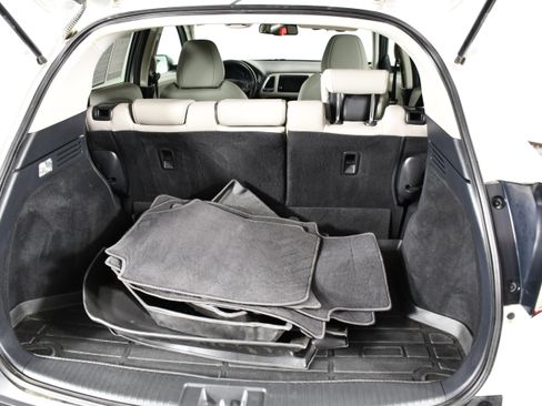 Used 2022 Honda HR-V EX-L image 49
