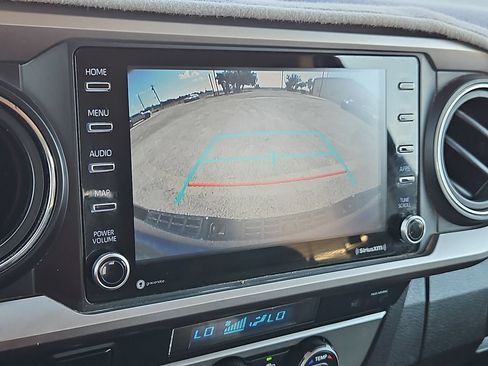 Used 2022 Toyota Tacoma SR5 RWD image 16