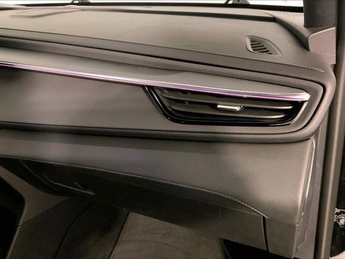 Used 2025 Buick Enclave Sport Touring image 16