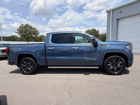 Used 2026 GMC Sierra 1500 Denali AWD/4WD image 24