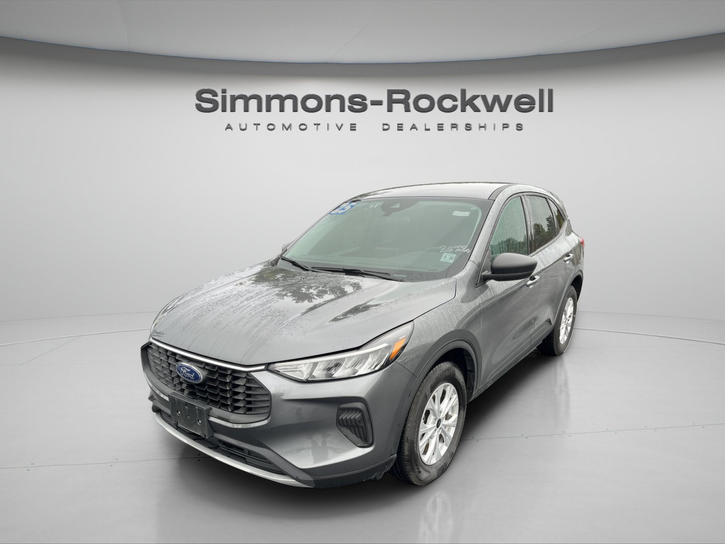 Used 2025 Ford Escape Active AWD/4WD image 1