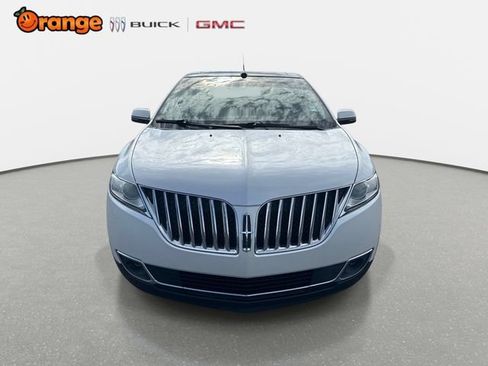 Used 2014 Lincoln MKX FWD w/ Equipment Group 102A image 8