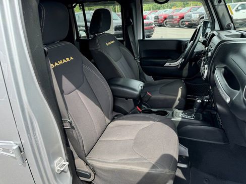 Used 2013 Jeep Wrangler Unlimited Sahara w/ Connectivity Group image 25