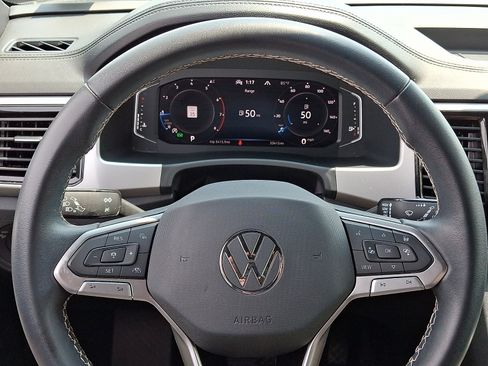 Used 2023 Volkswagen Atlas Cross Sport SEL AWD/4WD image 21