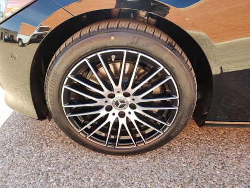 New 2025 Mercedes-Benz C 300 Sedan image 11