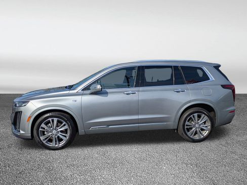 Used 2025 Cadillac XT6 Premium Luxury image 31