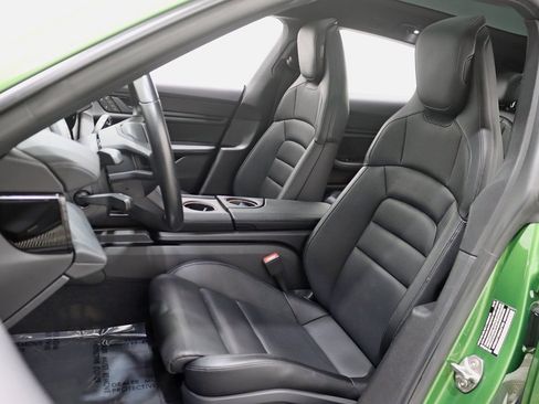 Used 2022 Porsche Taycan 4 Cross Turismo image 25