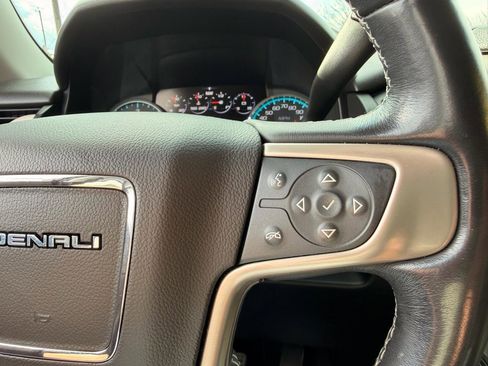 Used 2019 GMC Yukon Denali w/ Denali Ultimate Package image 30