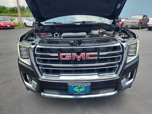 Certified 2024 GMC Yukon XL SLT w/ SLT Luxury Package AWD/4WD image 34