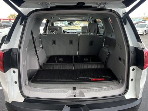 Used 2019 GMC Acadia SLT image 21