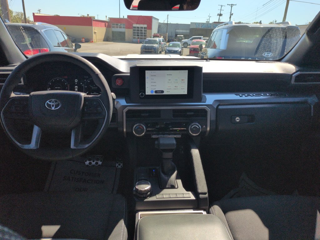 Used 2026 Toyota Tacoma TRD Sport AWD/4WD image 12