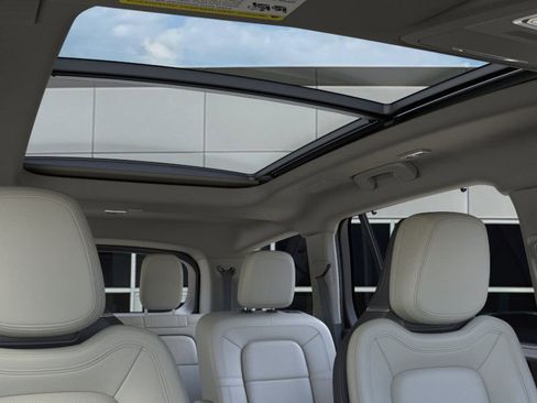 New 2026 Lincoln Aviator Reserve w/ Luxury Package image 22