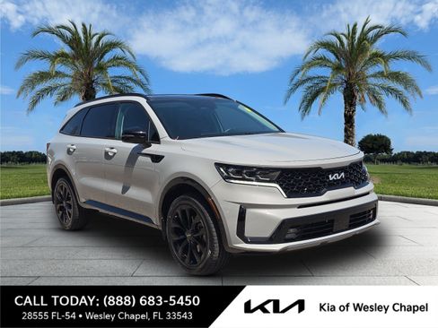 Certified 2023 Kia Sorento SX AWD/4WD image 1