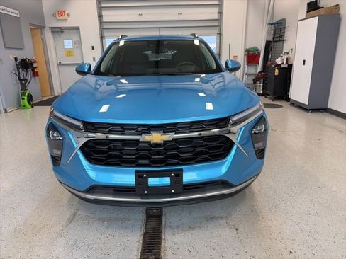 New 2026 Chevrolet Trax LT w/ Driver Confidence Package image 5
