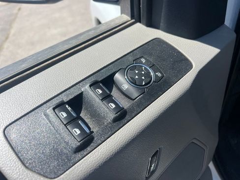 Used 2022 Ford F250 XL w/ Power Equipment Group AWD/4WD image 19