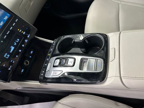 Used 2024 Hyundai Tucson Limited FWD image 32