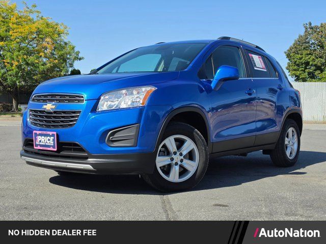 Used 2016 Chevrolet Trax LT w/ LT Sun and Sound Package AWD/4WD image 1
