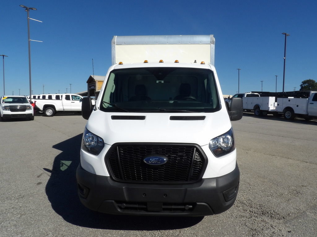 Used 2022 Ford Transit 350 DRW RWD image 12