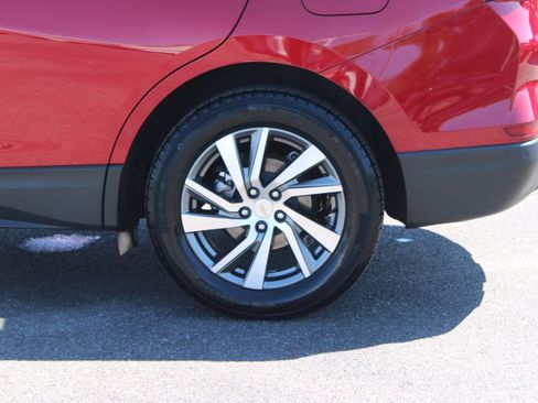 Used 2023 Chevrolet Equinox Premier AWD/4WD image 19