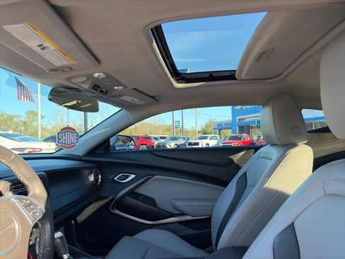 Used 2024 Chevrolet Camaro LT image 18