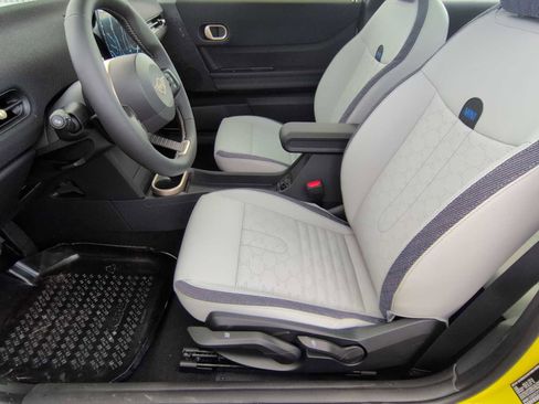 New 2026 MINI Cooper 2-Door Hardtop image 17