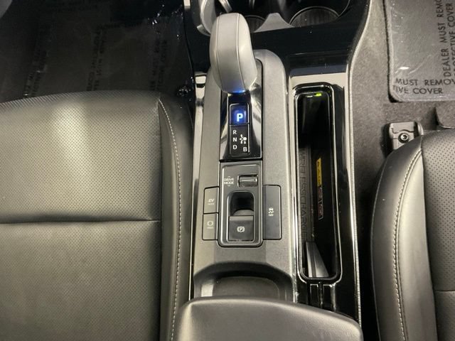 Used 2025 Toyota Prius XLE FWD image 19