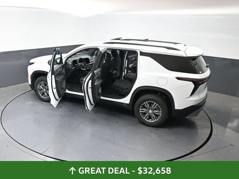 Used 2024 Chevrolet Traverse LT FWD image 62