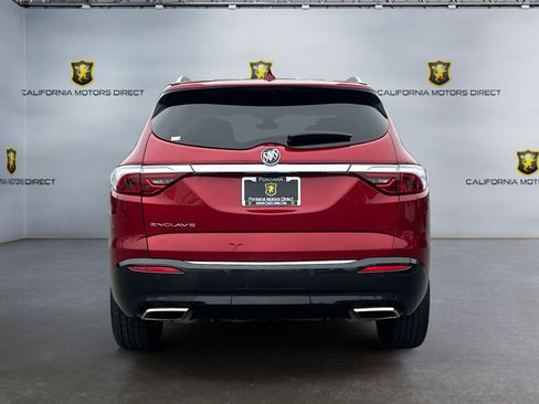 Used 2024 Buick Enclave Premium image 4