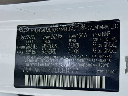 Used 2025 Hyundai Santa Cruz SEL image 37