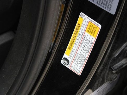 Used 2022 GMC Sierra 2500 AT4 w/ AT4 Preferred Package image 32