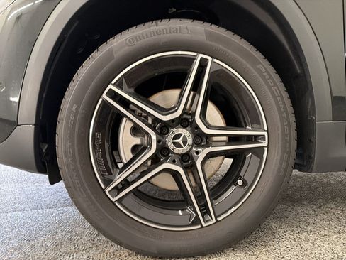 Used 2026 Mercedes-Benz GLA 250 4MATIC image 11