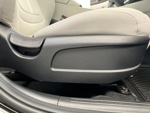 Used 2025 Hyundai Tucson SEL FWD image 29
