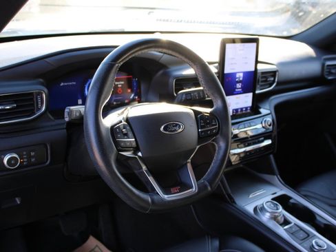 Used 2021 Ford Explorer ST w/ Equipment Group 401A image 11