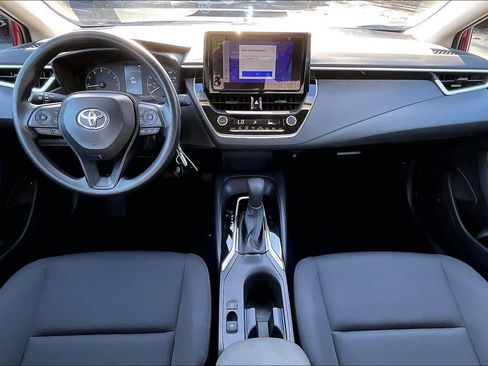 Certified 2025 Toyota Corolla LE image 13