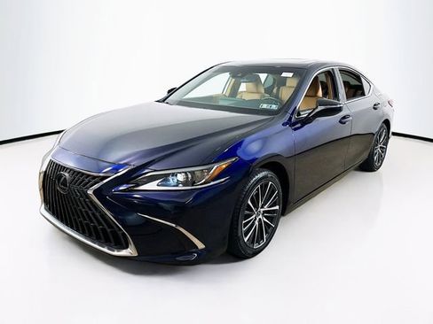 Used 2024 Lexus ES 350 w/ Premium Package image 3