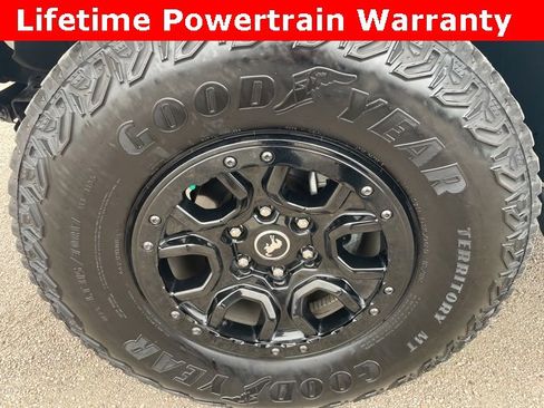 Used 2024 Ford Bronco Wildtrak image 10