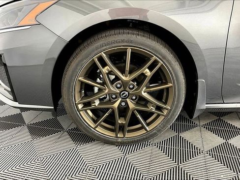 New 2025 Nissan Altima 2.5 SV w/ SV Special Edition Package image 17