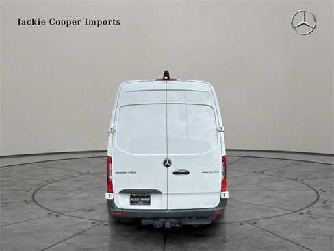 New 2024 Mercedes-Benz Sprinter 144 Cargo image 23