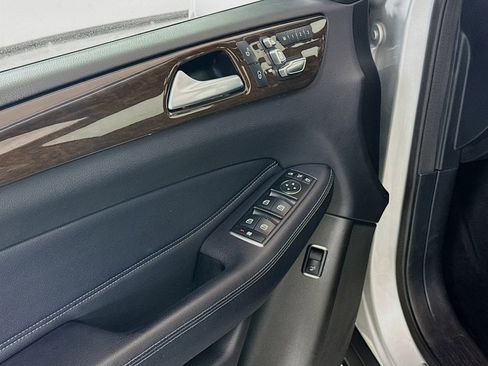 Used 2018 Mercedes-Benz GLE 350 4MATIC image 20