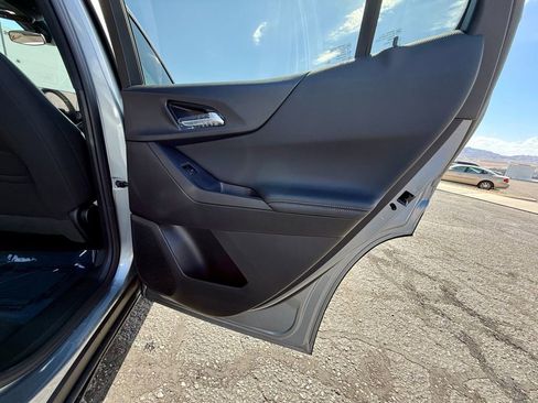 New 2026 Chevrolet Equinox LT image 36