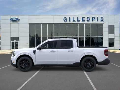 New 2025 Ford Maverick Lariat w/ Black Appearance Package image 3