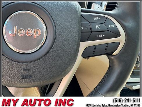Used 2014 Jeep Grand Cherokee Limited AWD/4WD image 26