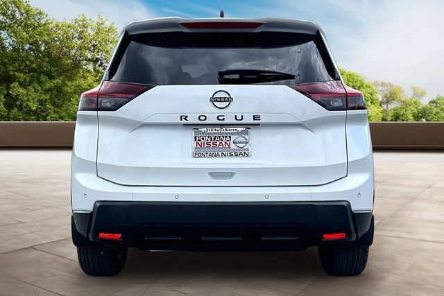 New 2026 Nissan Rogue Dark Armor FWD image 4