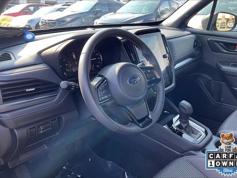 Used 2025 Subaru Forester Premium w/ Convenience Package #1 AWD/4WD image 18