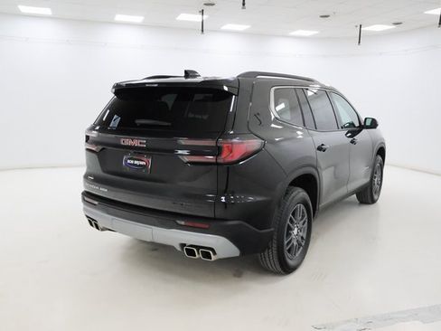 Certified 2025 GMC Acadia Elevation image 3