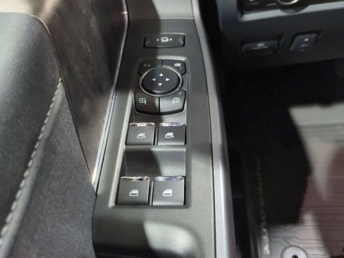 New 2026 Ford F250 Lariat w/ Black Appearance Package image 20